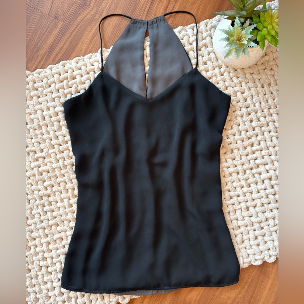 Express | Women’s Keyhole Back Reversible Gray and Black Tank | X-Small